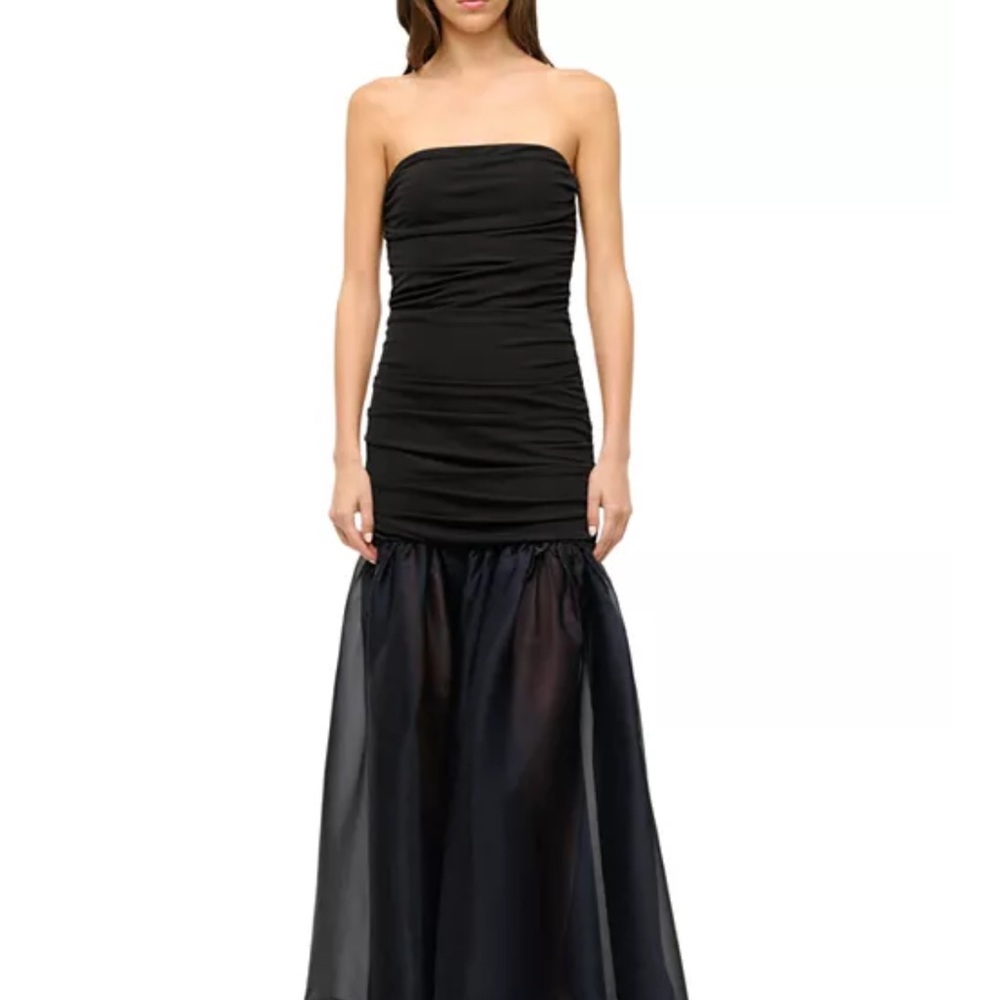 Elegant Black Strapless Dress